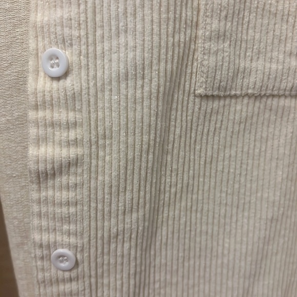 BooHoo Raw Edge Oversized Corduroy Shirt - Picture 5 of 5